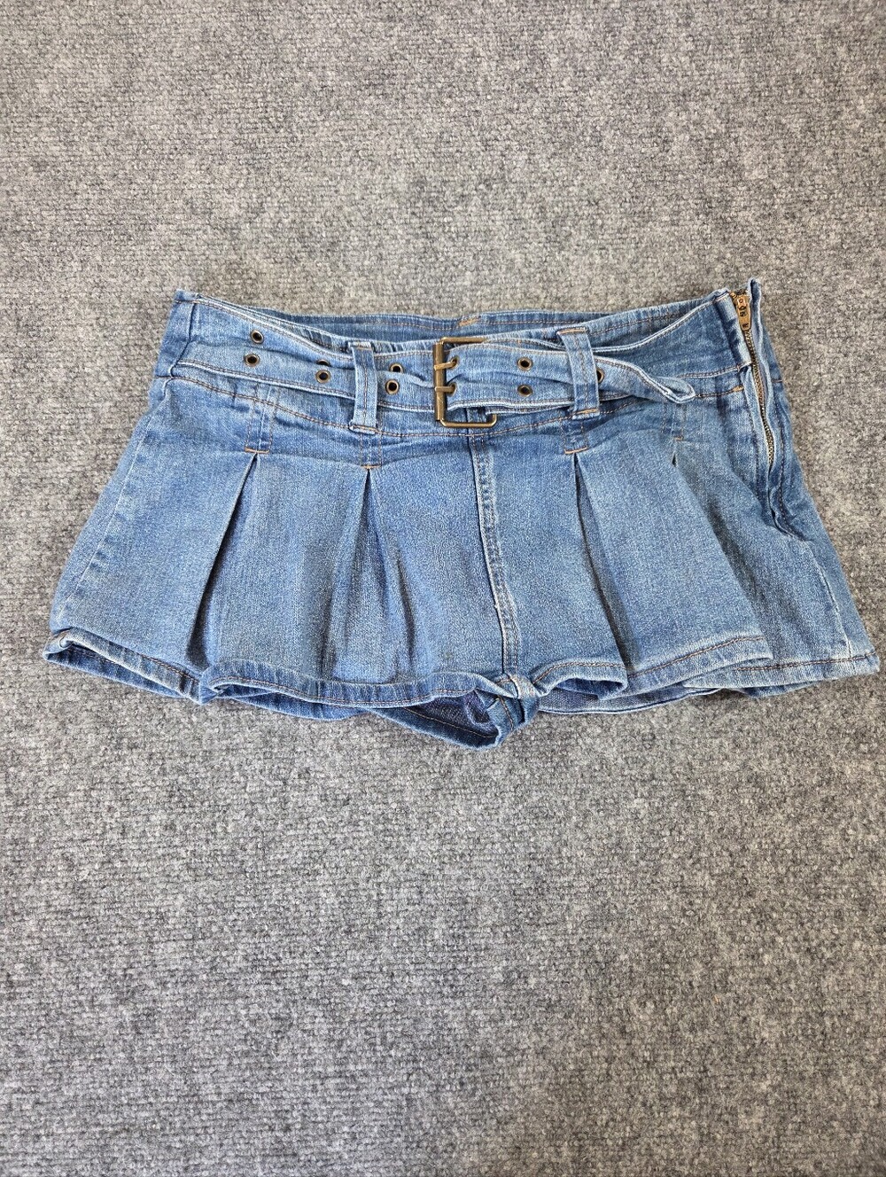 Almost Famous Denim Pleated Mini Skort Shorts Belted Y2K Style Women’s Small